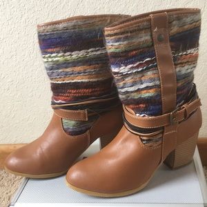 🌻Faux Leather Booties🌻